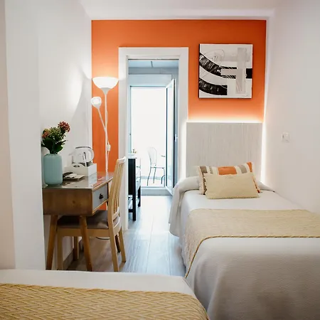 Guest house Turisticos Mastil 16 P2 2*
